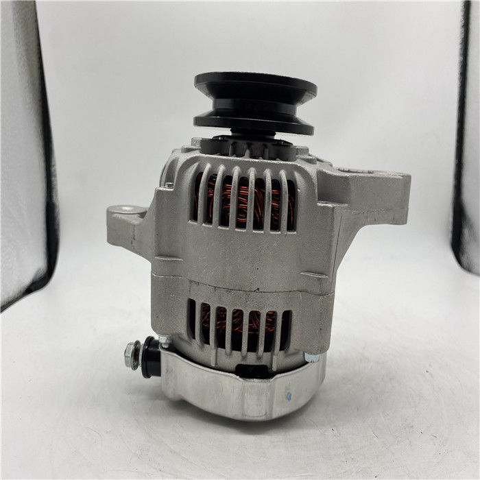 119626-77210 Máy phát điện xoay chiều 12 Volt 35A Phù hợp với một bánh xe KUBOTA V2304